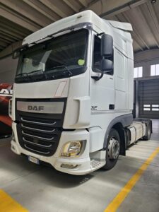 truck XF460SLH LD FB960DC 50437